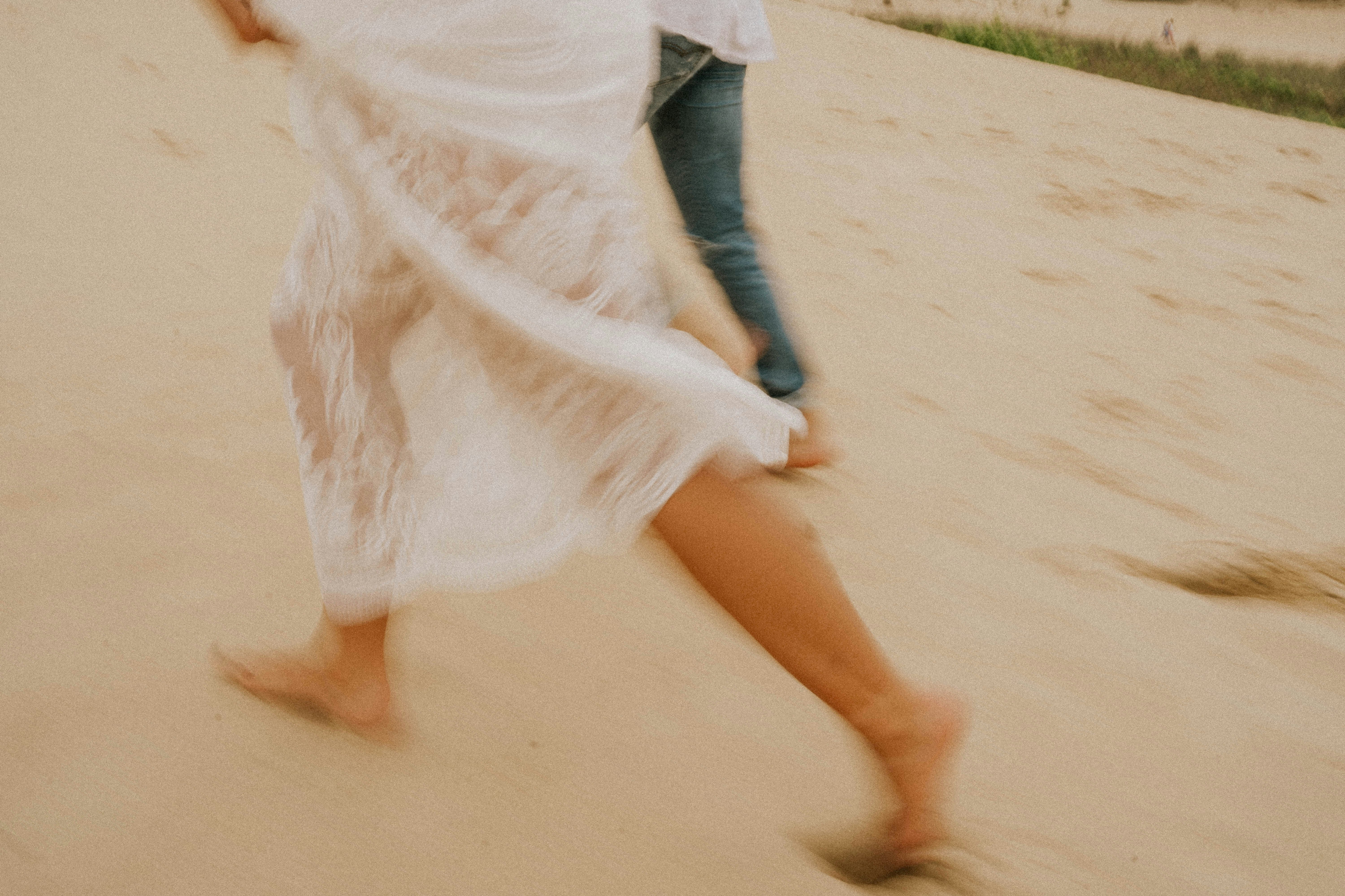 The Ultimate Bucket List for Engaged Couples — That Goes Beyond Wedding Planning